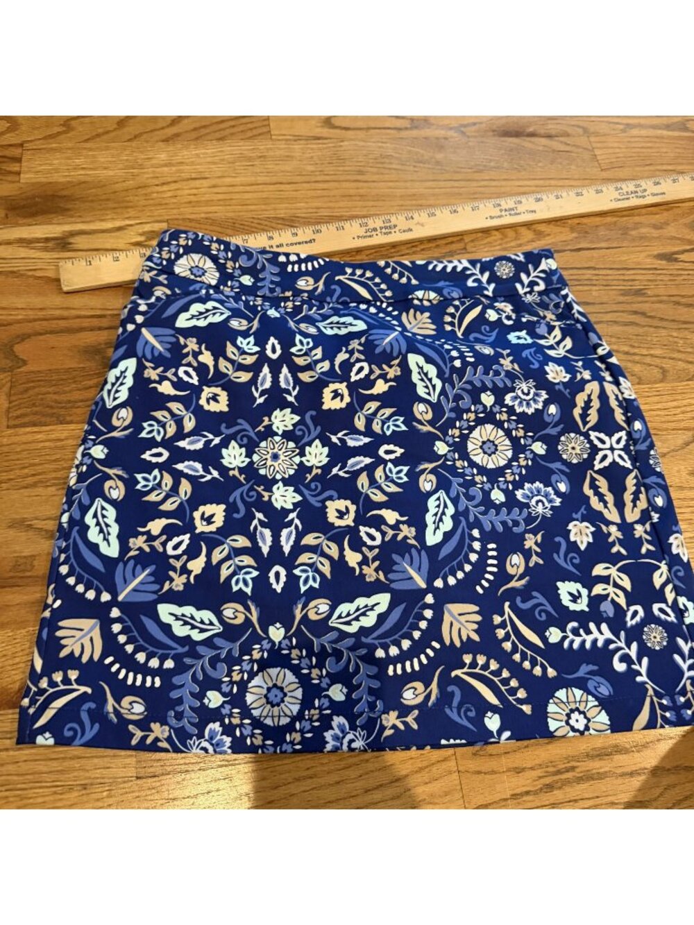 CROFT & BARROW WOMENS BLUE FLORAL EFFORTLESS STRETCH SKORT SIZE 8